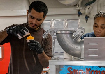 Abraham Lincoln holds MWR event