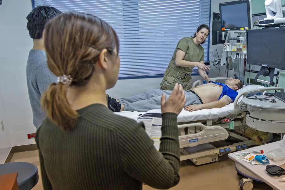 USNH Yokosuka Strengthens Theater Medical Readiness with ATLS Certification Course