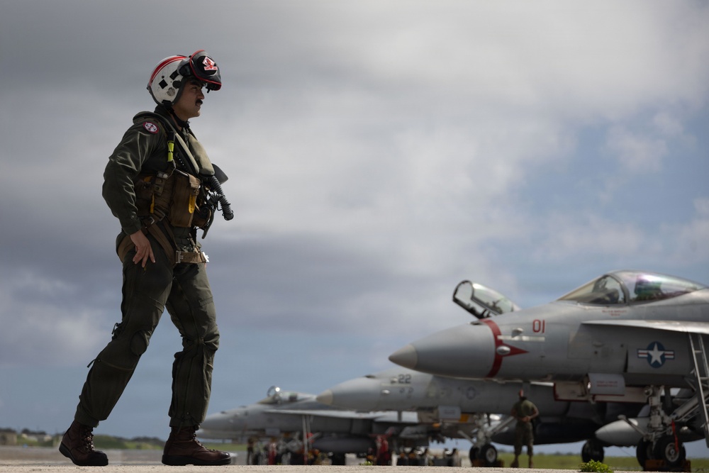 VMFA-232 prepares aircraft with ordnance during GATR