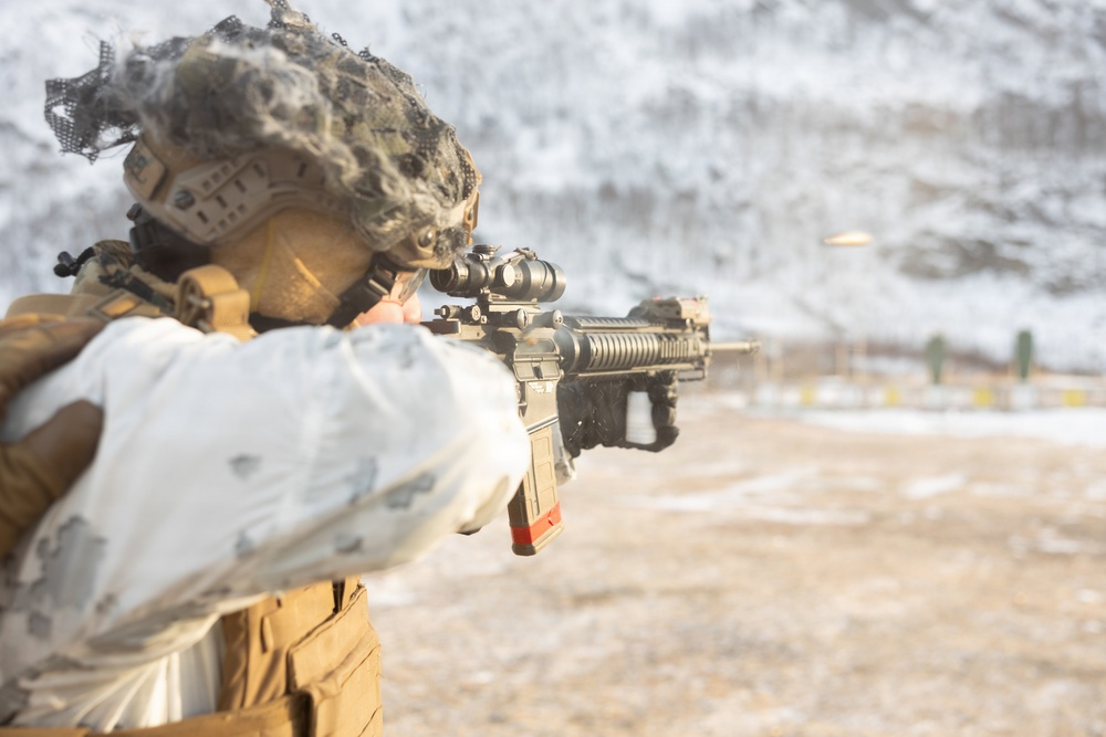 Headline: CORE26 | U.S. Marines and Sailors Execute Cold Weather Live-Fire Range for Arctic Exercise
