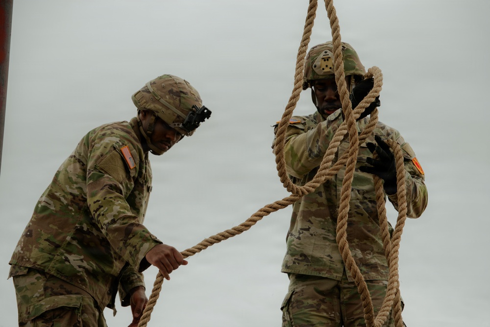 Soldiers from Echo Company, 1-44 ADA conduct Leaders Reaction Course