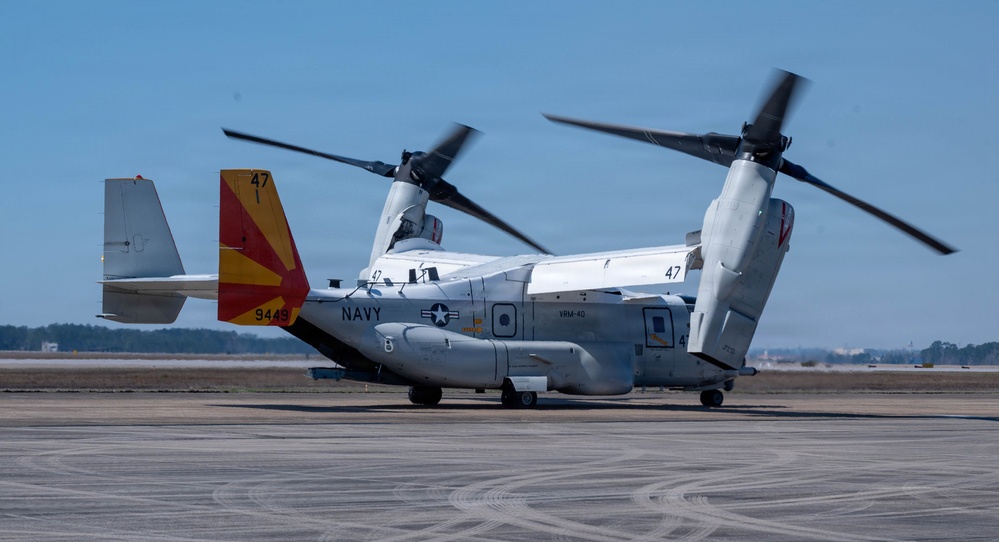 Sentry South 26-2 V-22 Osprey Tiltrotor Taxis