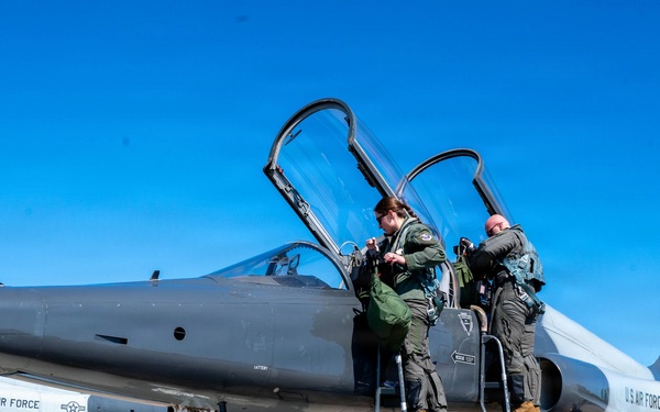 Sentry South 26-2 T-38 Talon Departure