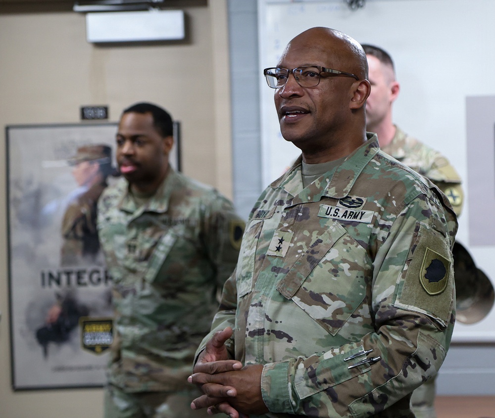 Leaders Tour New Addition to Marion Readiness Center