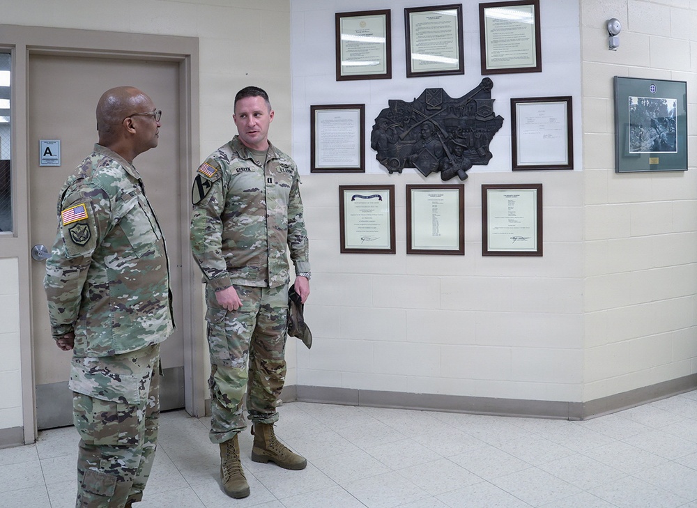 Leaders Tour New Addition to Marion Readiness Center