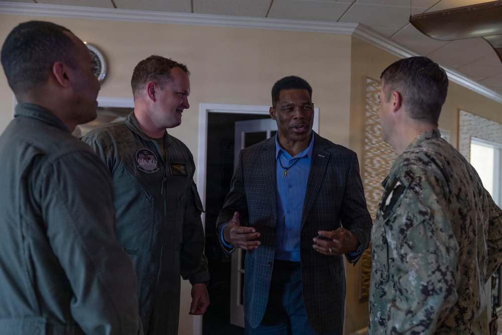 U.S. Ambassador visits The Bahamas during MAG-29 DAO Exercise