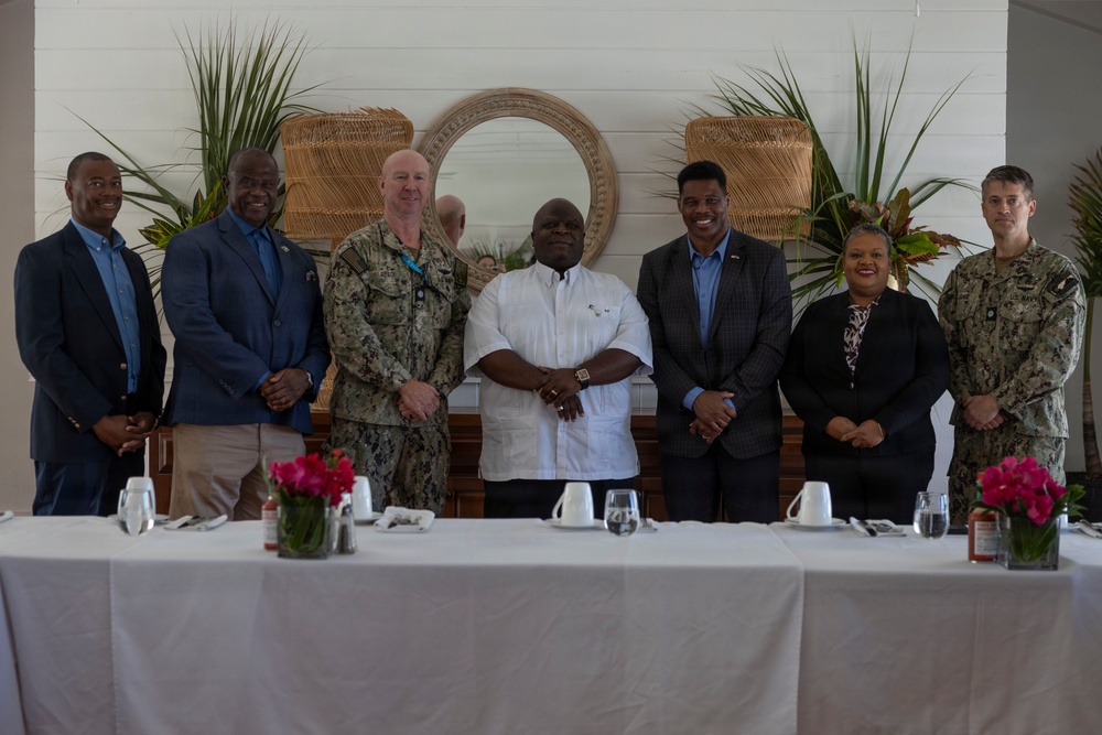 U.S. Ambassador visits The Bahamas during MAG-29 DAO Exercise