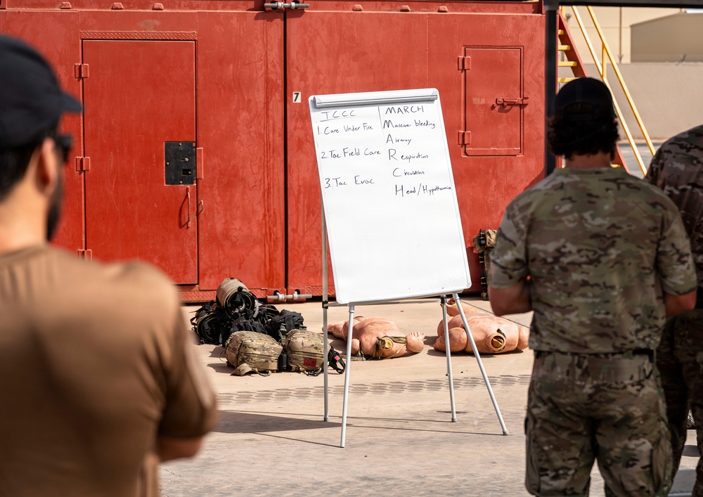 82nd ERQS conducts joint medical and rope rescue training with Spanish Special Naval Warfare Force