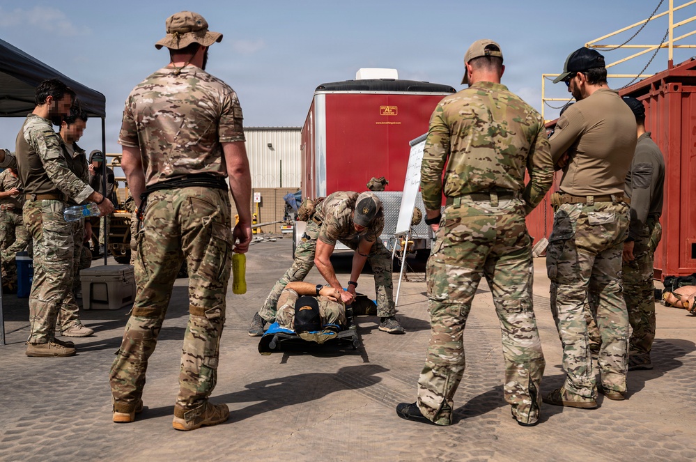 82nd ERQS conducts joint medical and rope rescue training with Spanish Special Naval Warfare Force