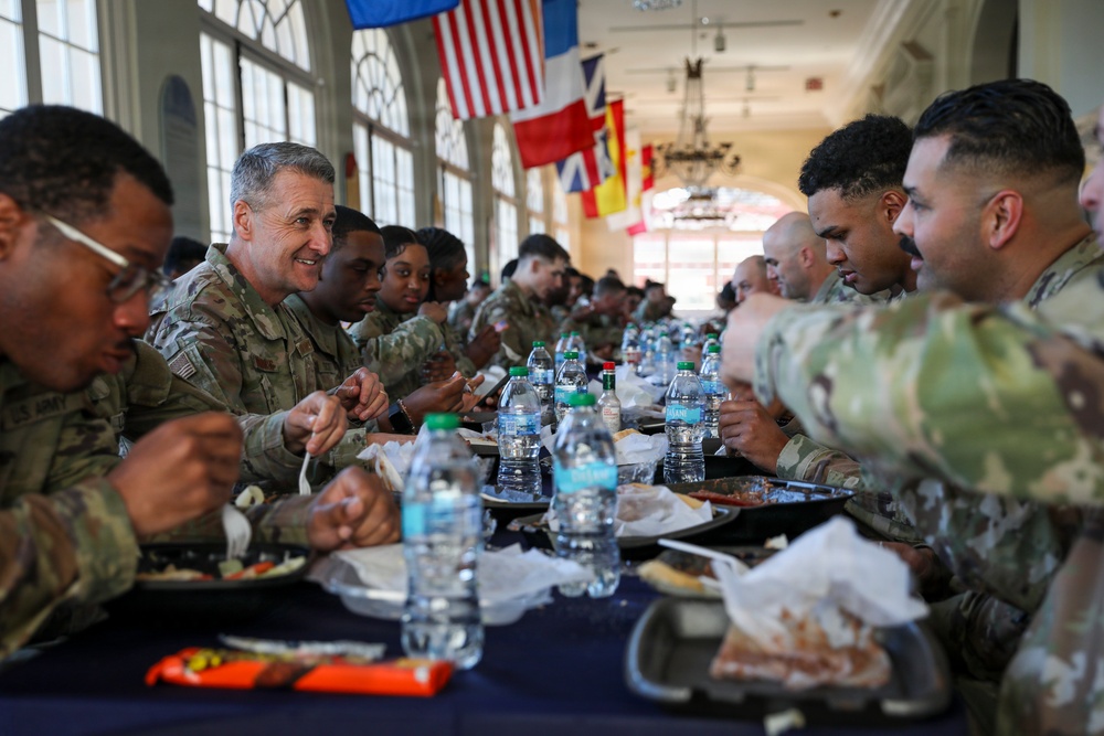 Nordhaus joins SECWAR senior advisor in New Orleans to recognize Louisiana National Guard