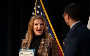 CIO Davies Hosts CIO Awards at Pentagon