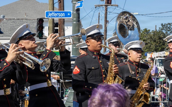 1st MARDIV Band participates in Mardi Gras Parade