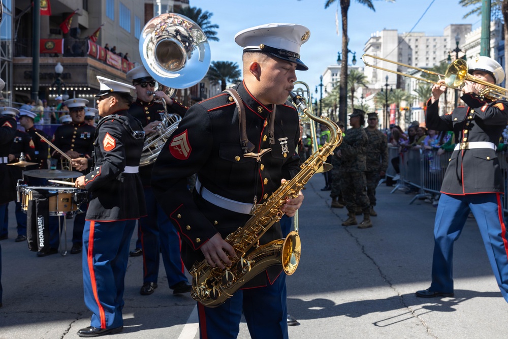 1st MARDIV Band participates in Mardi Gras Parade