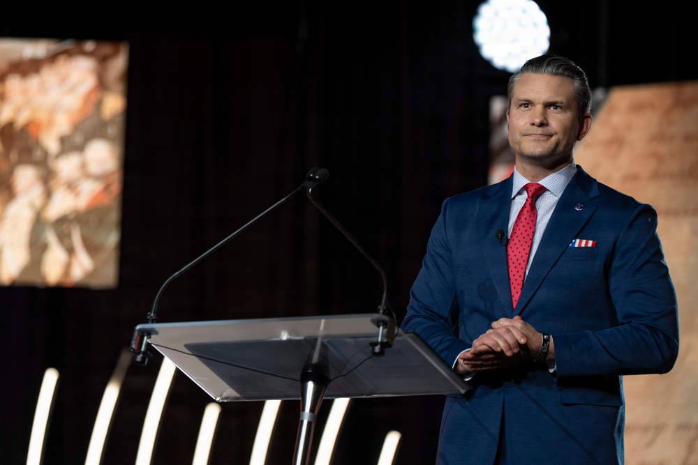 SW Delivers Remarks at NRB Convention in Nashville, Visits Rakkasans at Ft. Campbell