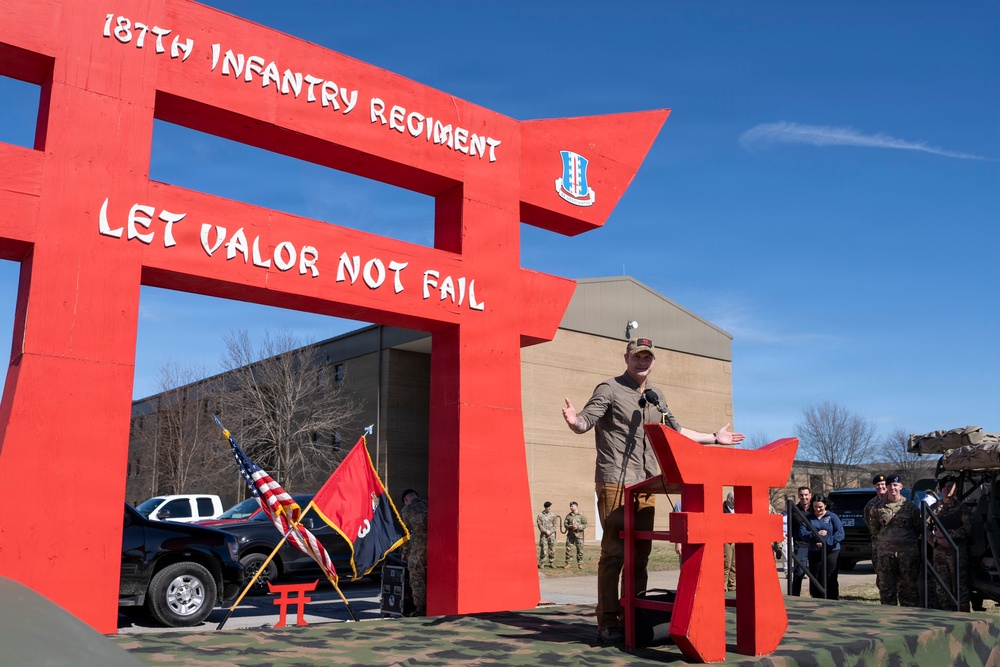 SW Delivers Remarks at NRB Convention in Nashville, Visits Rakkasans at Ft. Campbell