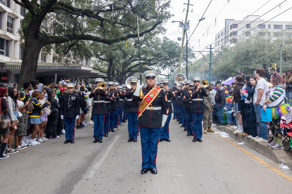1st MARDIV Band participates in Mardi Gras Parade