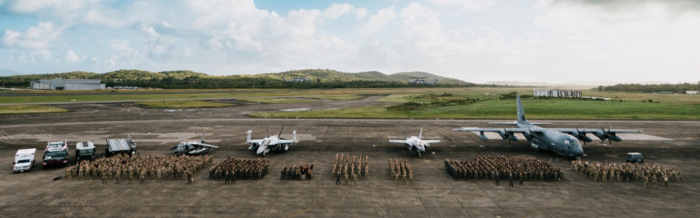 Joint service members pose for group photo in Puerto Rico