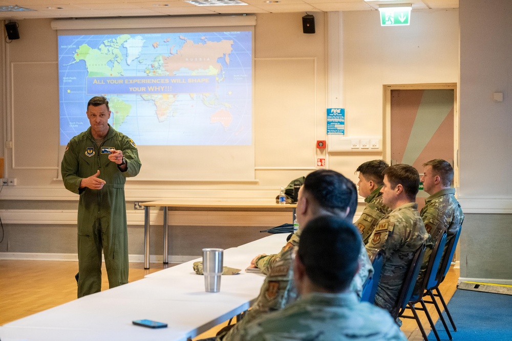 422 ABG leadership host professional development seminar