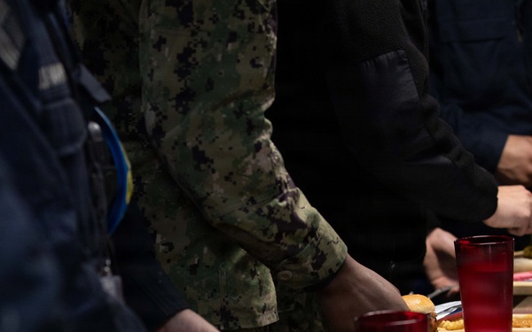 Ike Conducts Planned Incremental Availability maintenance period