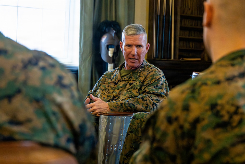 The Commandant, Gen, Eric M. Smith and Sergeant Major of the Marine Corps Carlos A. Ruiz visit TBS Echo Company