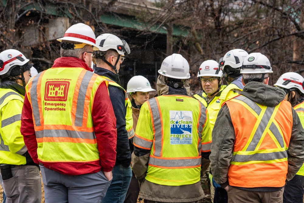 U.S. Army Corps of Engineers activates Emergency Operations Center in support of Potomac Interceptor Spill response efforts