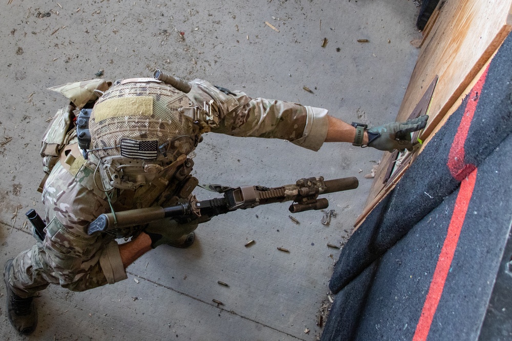 Building the Standard: 2/10 Conducts CQB Live-Fire Training