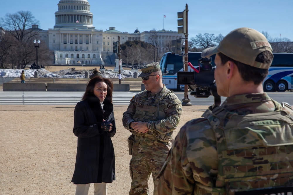 Commanding General meets with U.S. Attorney for the District of Columbia