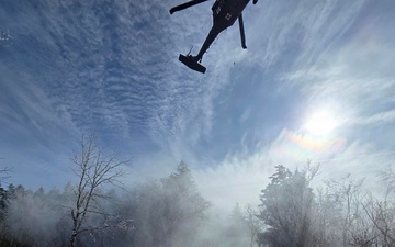 Tennessee Guardsmen rescue hiker in Great Smokey Mountains National Park