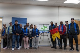 1 AD Soldiers volunteer at animal shelter