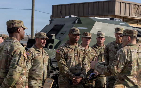 U.S. Army Gen. Christopher T. Donahue Fort Hood Visit