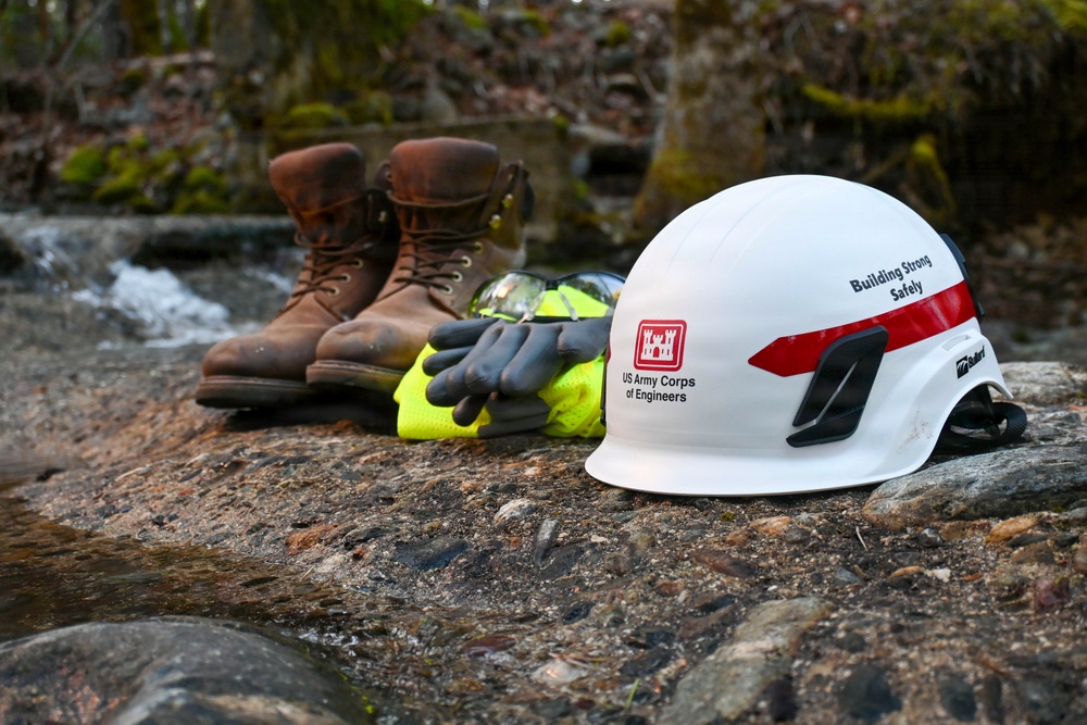 USACE Personal Protective Equipment Along Riverbank