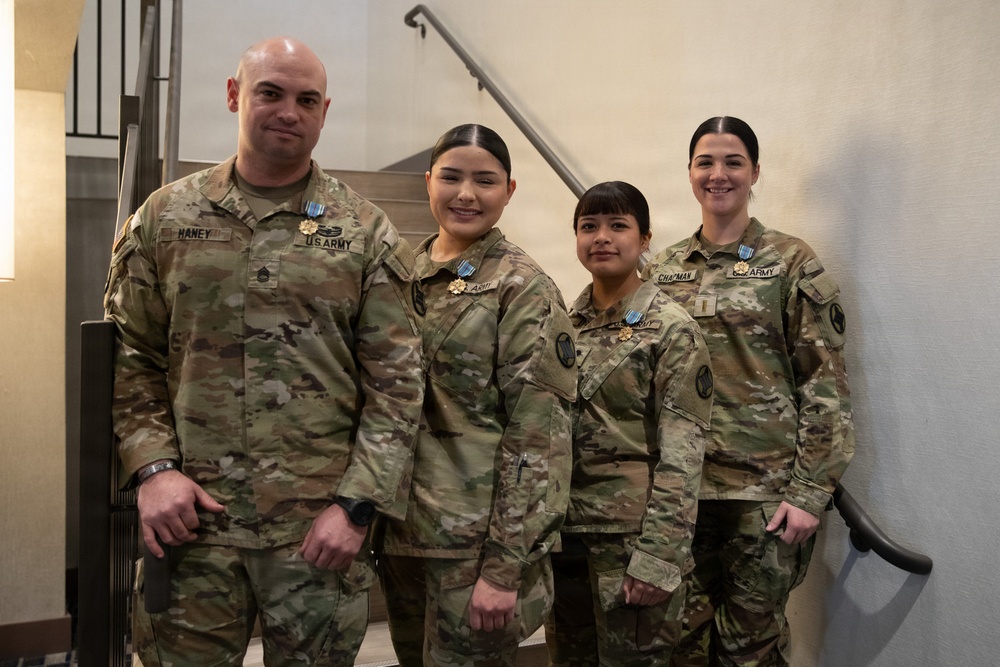 Arkansas Guardsmen receive Joint Service Medal