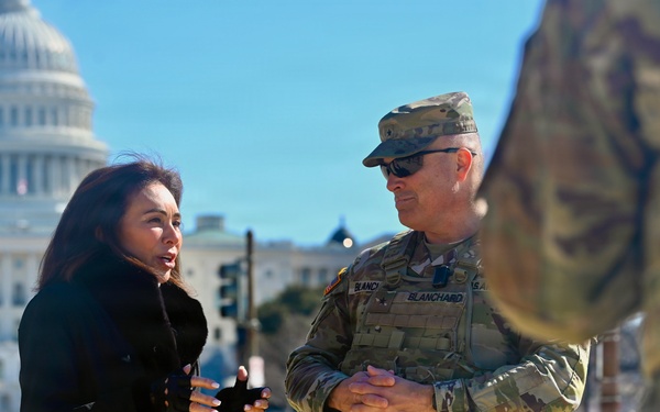 U.S. Attorney for the District of Columbia Meets JTF-DC Presence Patrols on National Mall