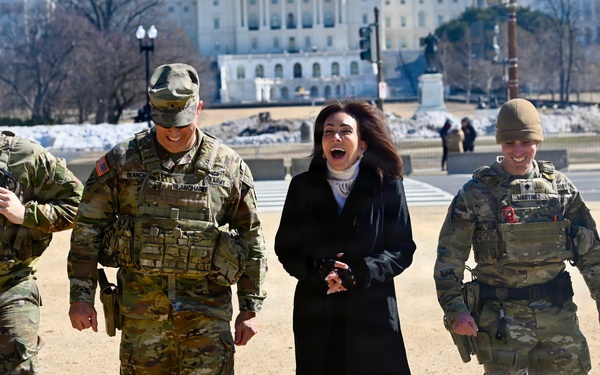 U.S. Attorney for the District of Columbia Meets JTF-DC Presence Patrols on National Mall