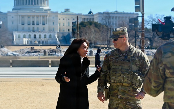 U.S. Attorney for the District of Columbia Meets JTF-DC Presence Patrols on National Mall