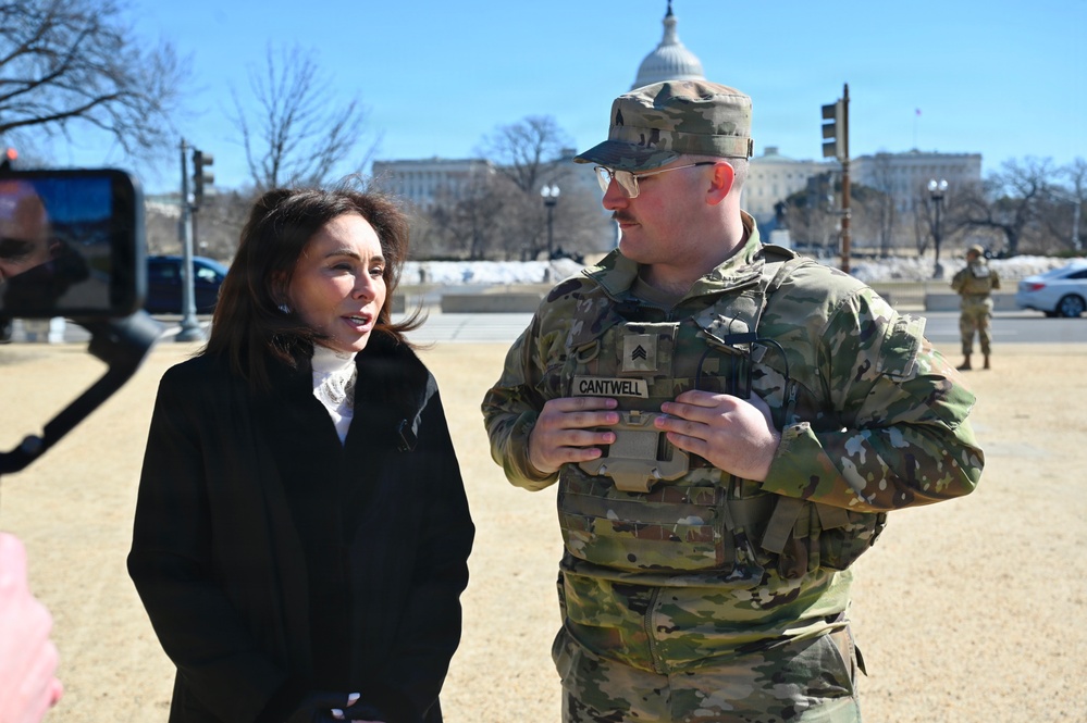 U.S. Attorney for the District of Columbia Meets JTF-DC Presence Patrols on National Mall