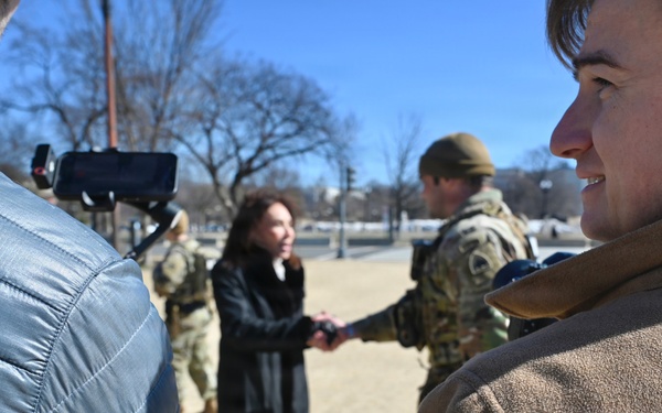 U.S. Attorney for the District of Columbia Meets JTF-DC Presence Patrols on National Mall