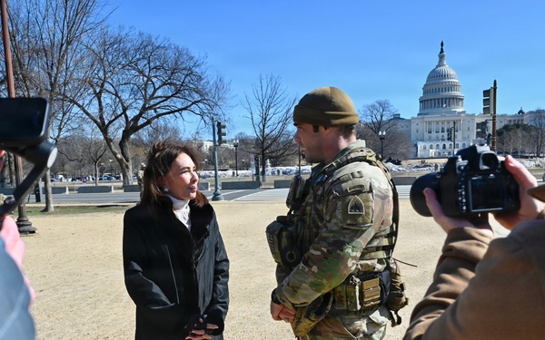 U.S. Attorney for the District of Columbia Meets JTF-DC Presence Patrols on National Mall