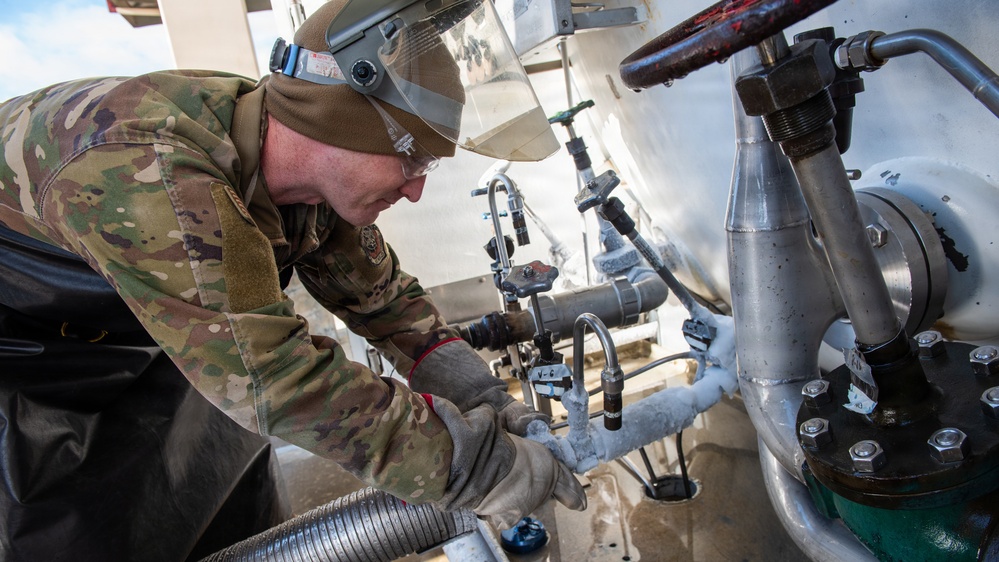 60th LRS POL fuels Travis’ fleet