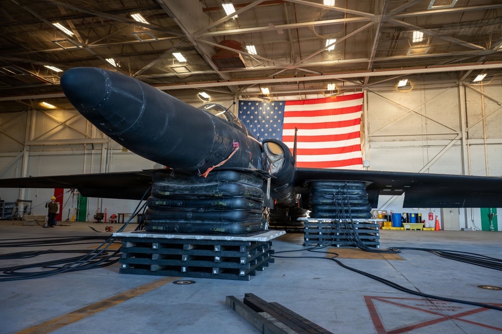 Airmen at Beale AFB Hone Skills in Aircraft Recovery Operations