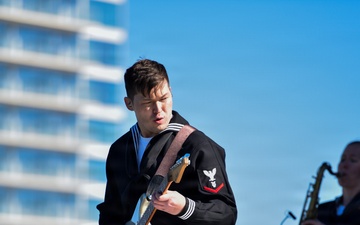 Navy Band Southwest’s The Destroyers Popular Music Group Performs at the Inaugural Navy Ten-Miler Race
