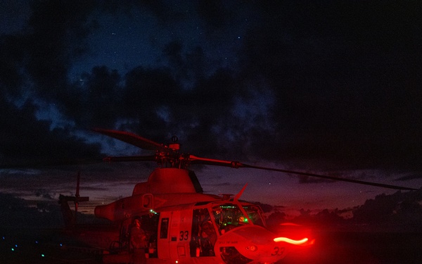 22ND MEU (SOC) | Night Flight Ops USS Fort Lauderdale