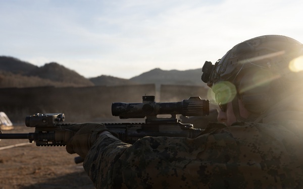 Marines Conduct a Live Fire Range during Korea Viper 26.2