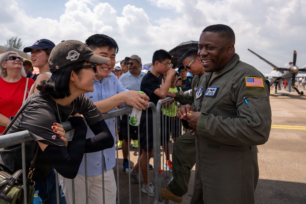 U.S. reaffirms their vital presence in the Pacific, Singapore Airshow 2026