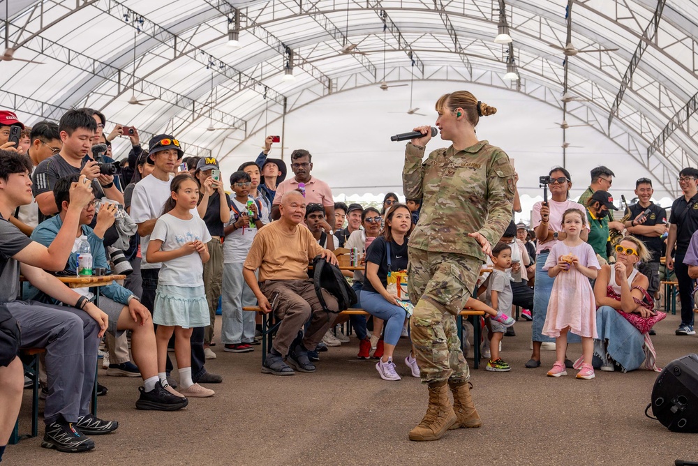 U.S. reaffirms their vital presence in the Pacific, Singapore Airshow 2026