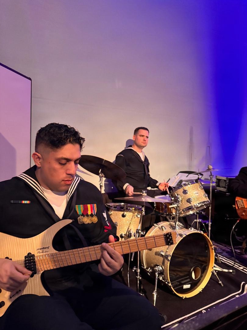 U.S. 7th Fleet's Orient Express Protocol Combo provide music for the Shinnenkai Reception