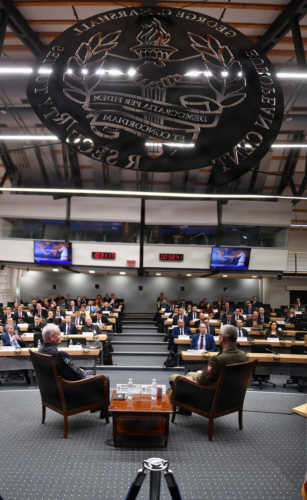 Polish Lt. Gen. Piotr Błazeusz speaks to participants during the Strategic Competition in Russia course