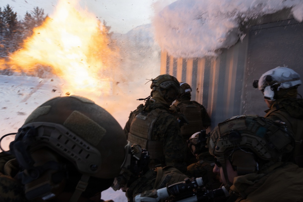 CORE 26 | U.S. Marine Corps Infantry and Combat Engineers Hone Urban Breaching Capabilities in Norway