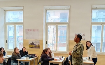 NSA Naples, Italian High School Students Partner in Cultural Exchange