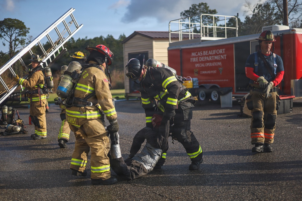 Joint Fire Fighter Training Aboard MCAS Beaufort